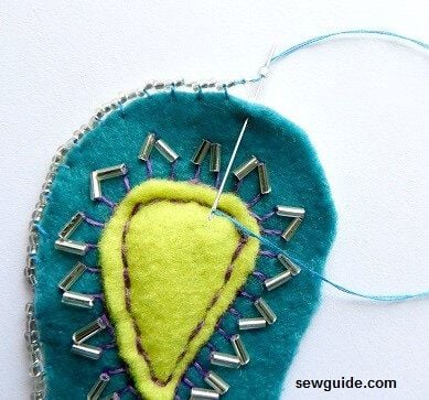 beaded fabric brooch DIY
