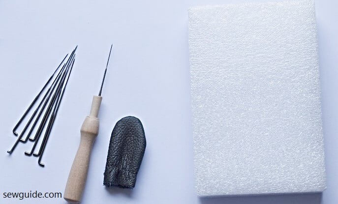 ▻ 📍 15 TYPES OF HAND SEWING NEEDLES and what each one is for 