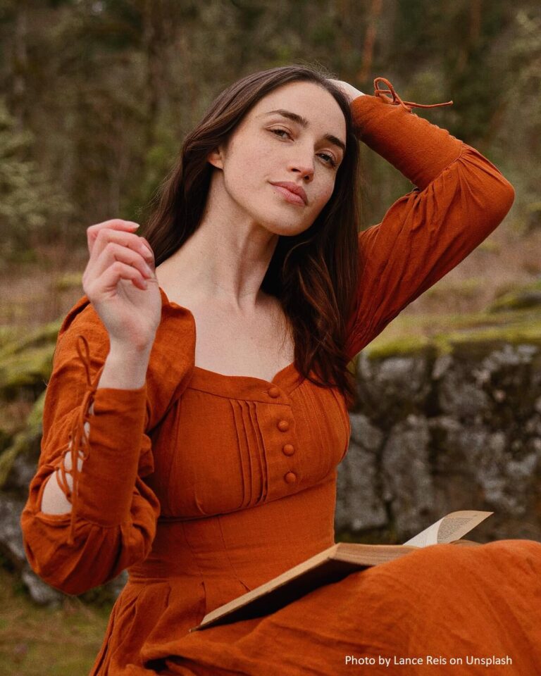 Color Combinations That Go Well With RUST COLORED Clothes - SewGuide