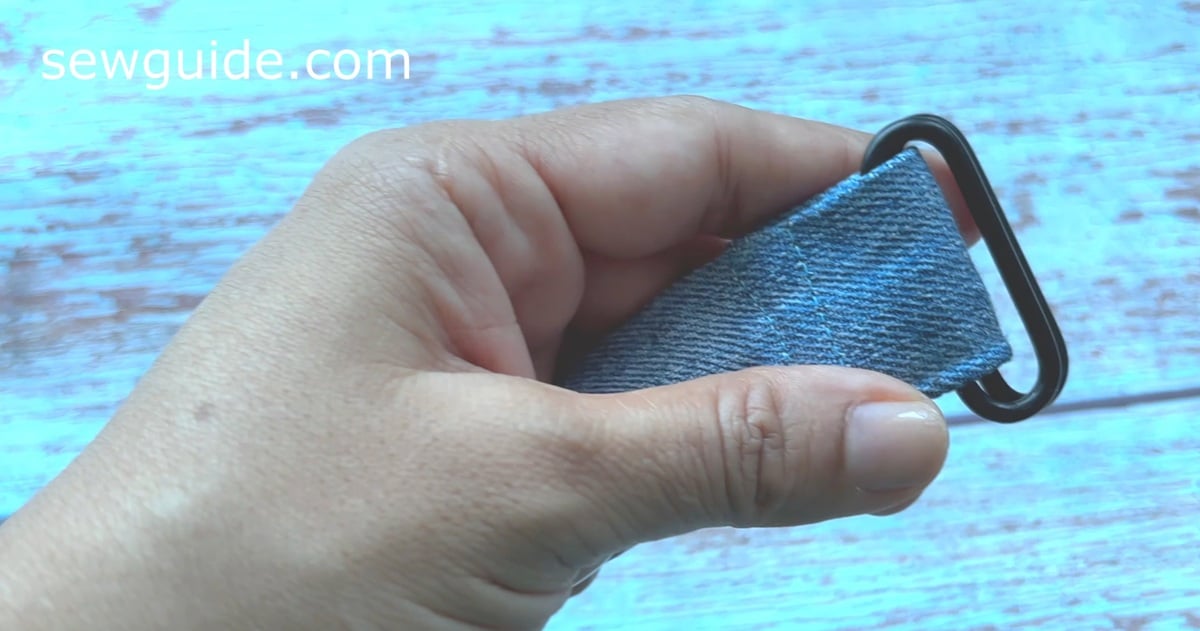 two drings on one edge of belt