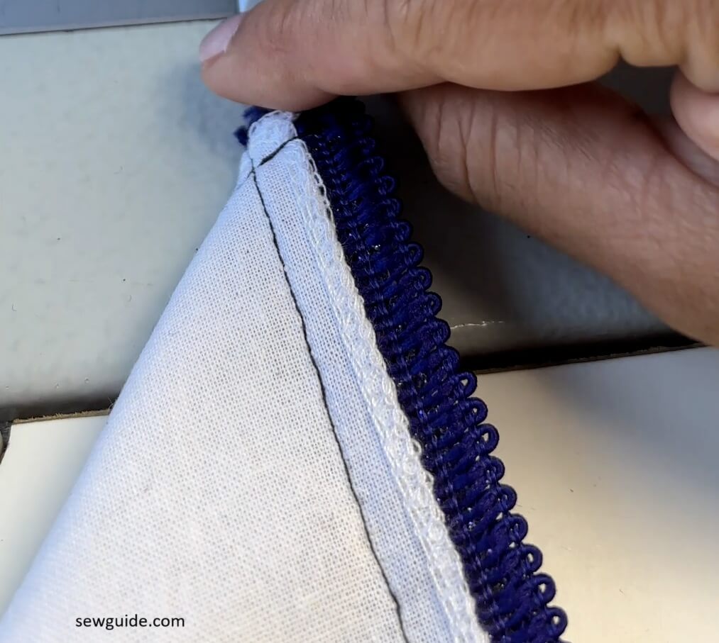 fold corner of the fabric