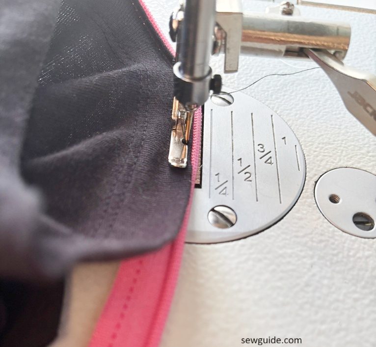 zipper foot sewing zipper tape along sleeve hem