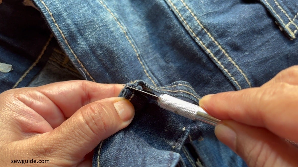 craft knife used to cut the belt loops