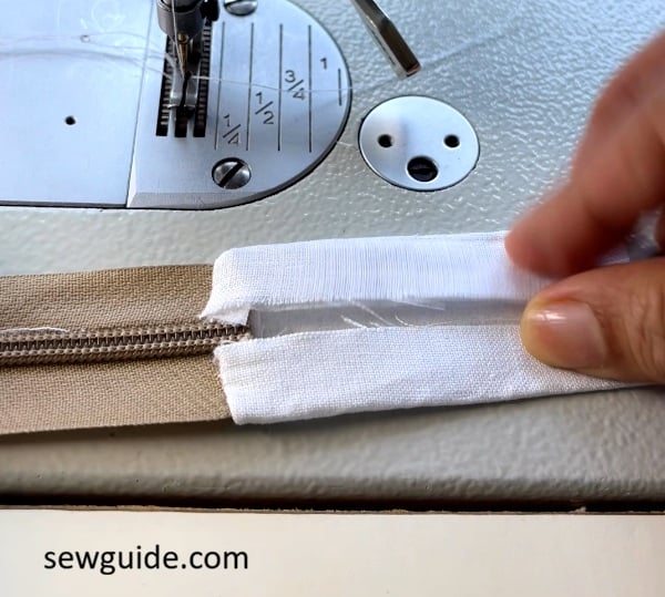 zipper tab sewing