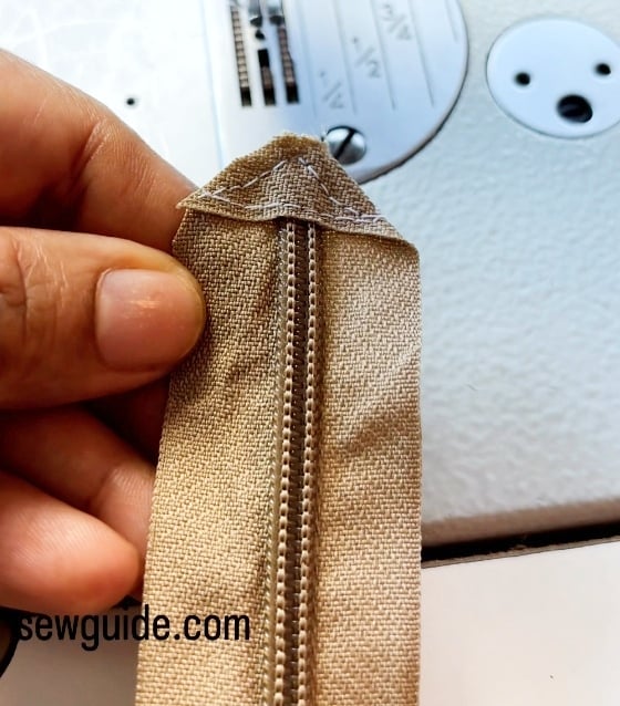 zipper tab